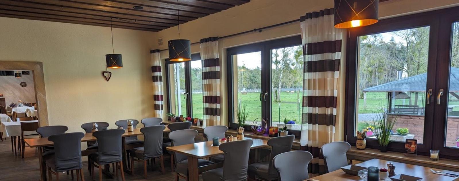 Hotel-Restaurant Hubertus Brome Exterior photo